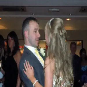 BRIDE & GROOM DANCE GOMERSAL PARK HOTEL